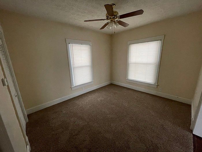 711 Meigs Ave Jeffersonville IN Zillow