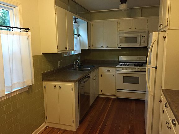 3rd image of 5113 W 69th Ter