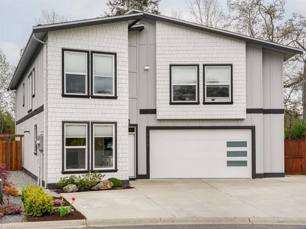 4154 Jagat Pl, Saanich, BC V8X 5H3