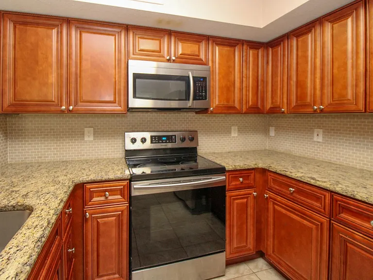 1260 Wildwood Lakes Blvd #104 — Photo 23