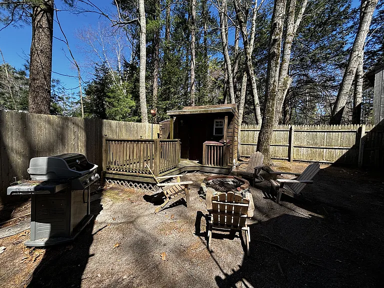 158 Temple Ave #C — Photo 7
