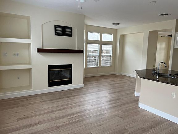 2nd image of 1157 Kingfisher Cir