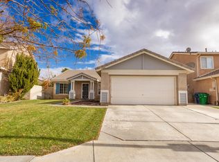 45656 Trafalgar Dr, Lancaster, CA 93534