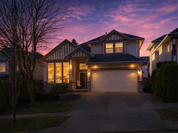 6761 145a St, Surrey, BC V3S 0T2