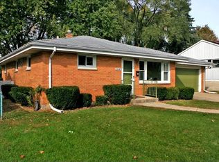 2326 Yeoman St, Waukegan, IL