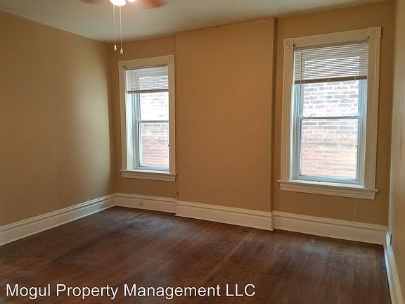 4th image of 3929 S Grand Blvd #5009183