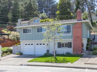1050 Banyan Way, Pacifica, CA 94044