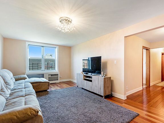5th image of 3202 Nostrand Ave APT 6C