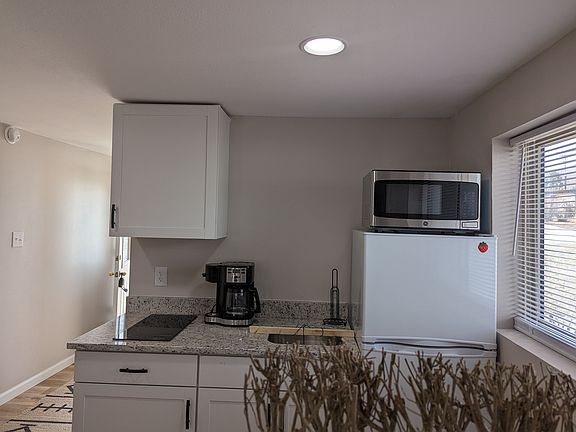 2nd image of 714 45th St Unit B