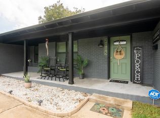 2005 Milam St, Fort Worth, TX 76112