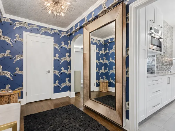 414 East 52nd Street image 1 of 11
