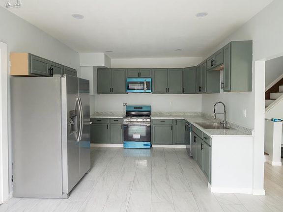 5th image of 103 Hayes St