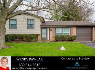 1453 Laurie Ln, Hanover Park, IL 60133