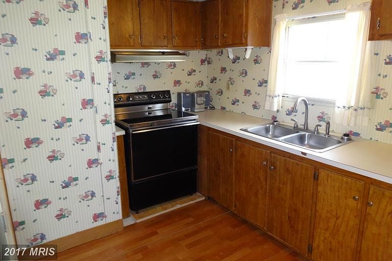 2nd image of 1200 Marvern Dr W
