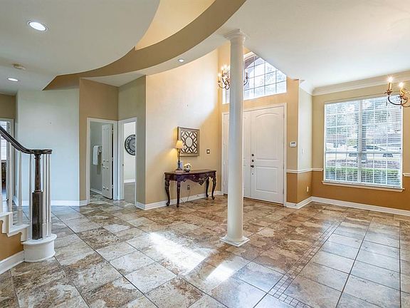 4th image of 7608 Stoney Point Dr