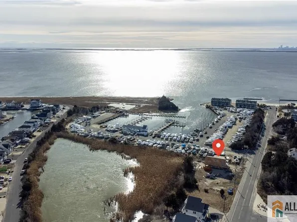 1427 Radio Rd, Little Egg Harbor, NJ 08087