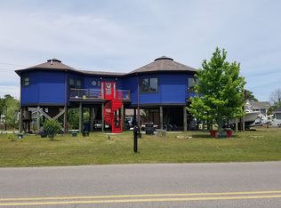 506 Harper Ave, Carolina Beach, NC 28428
