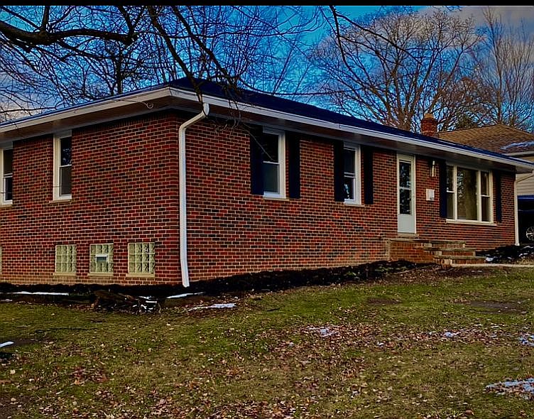 1st image of 4430 Orchard Park Dr