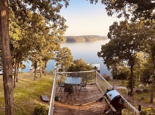 825 Malibu Rd, Osage Beach, MO 65065