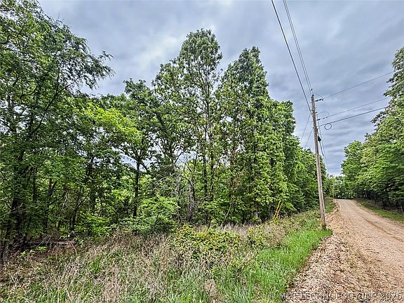 5th image of 511 Road