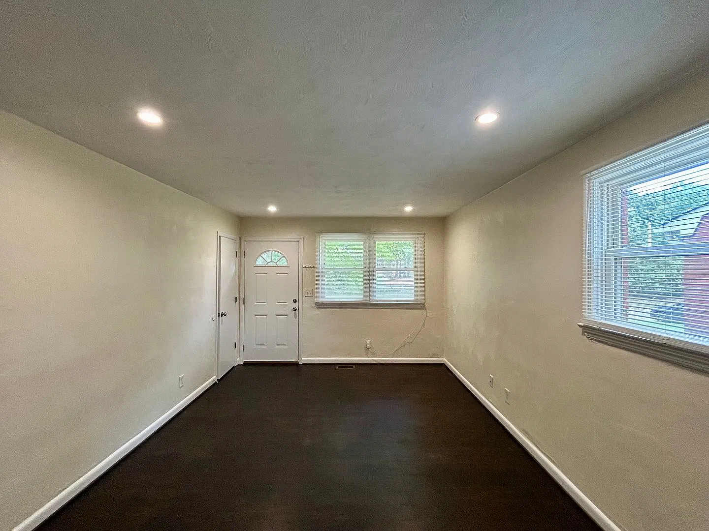 6429 Tuttle Ave — Photo 3