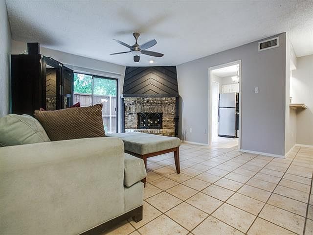 1st image of 333 Melrose Dr APT 26A