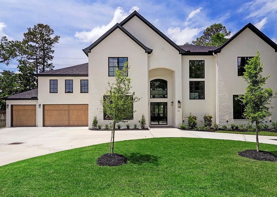 1st image of 407 W Gaywood Dr