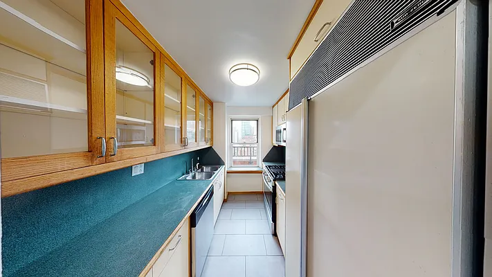 Rented by AZ REALTY NYC LLC | media 22