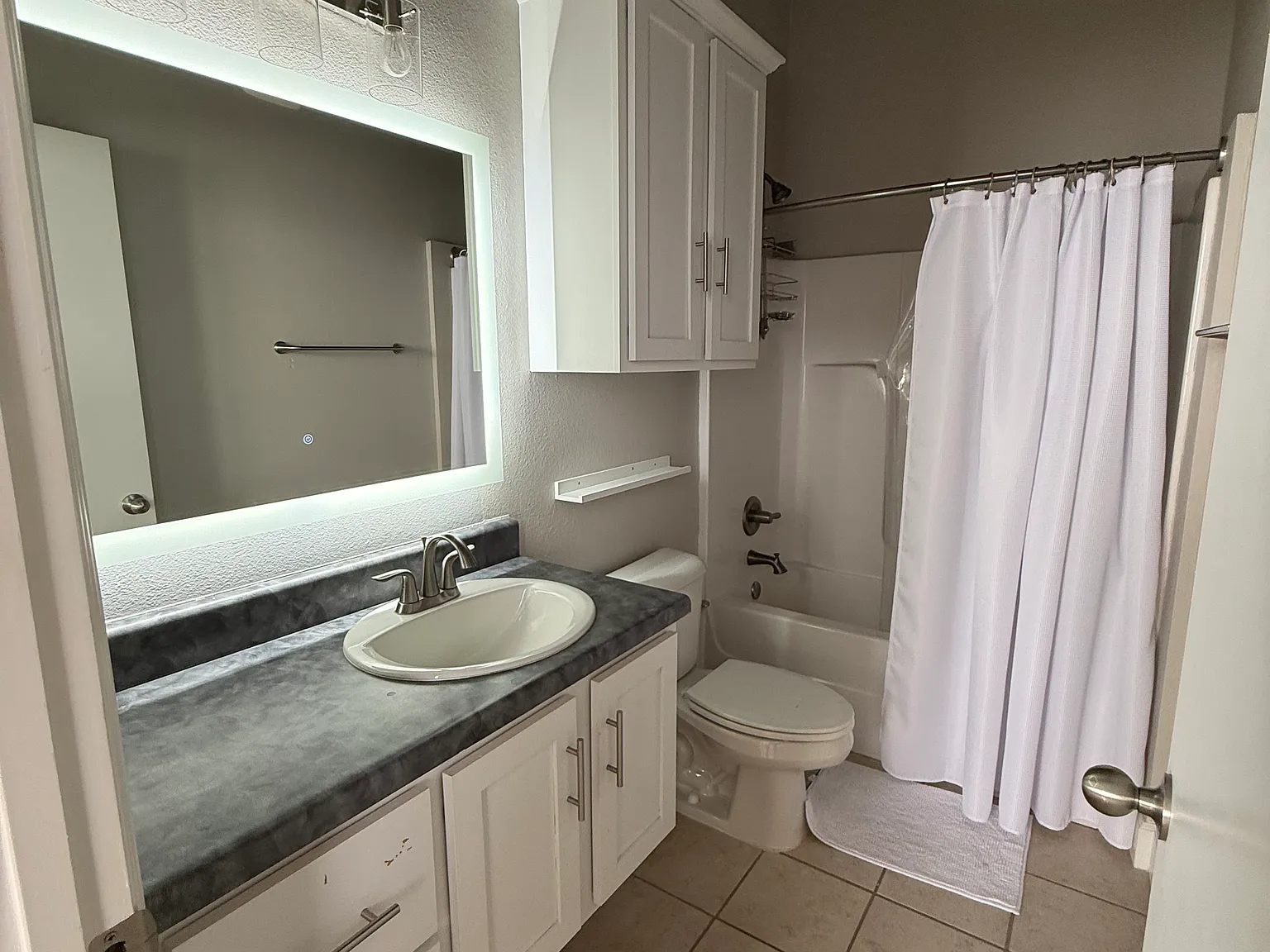 Ivory Lofts — Photo 4