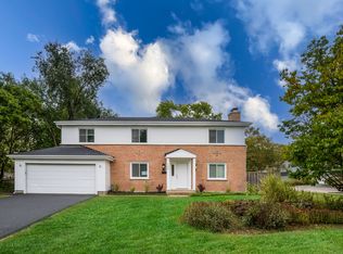 1155 Hackberry Rd, Deerfield, IL 60015