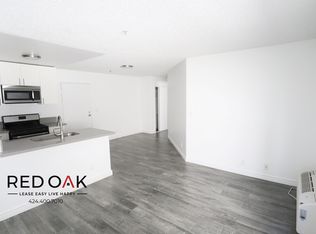 330 S Rampart Blvd #211, Los Angeles, CA 90057
