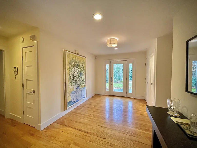 27 E Woods Path — Photo 5