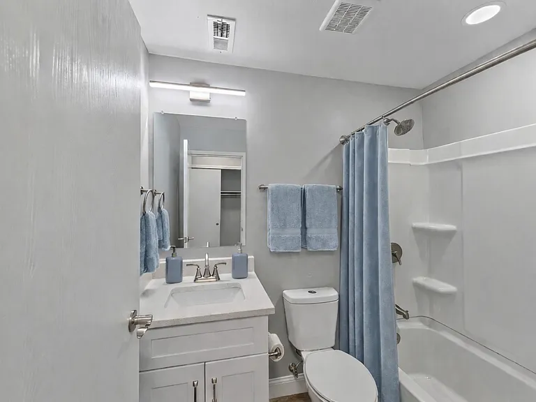 6801 Cheviot Rd #1 — Photo 15
