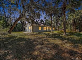 416 N Hourglass Ter, Crystal River, FL 34429