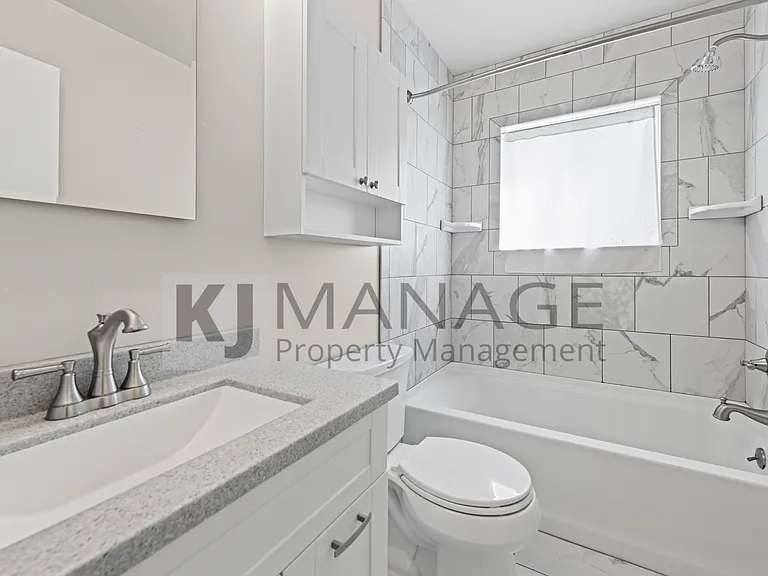 34713 Donnelly St — Photo 12