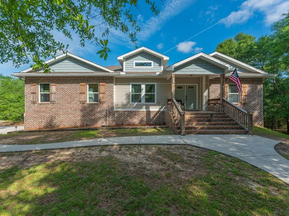 1827 Waterway Dr, Baker, FL 32531