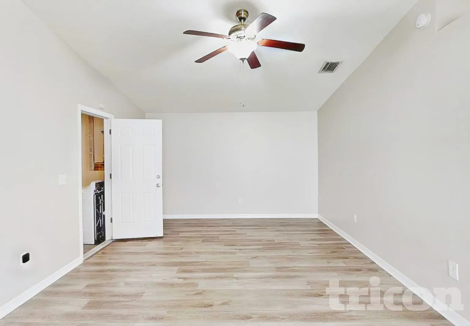 4409 Venice Drive Land O Lakes FL — Photo 3