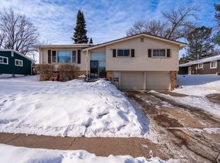 2858 11th St, Eau Claire, WI 54703