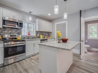 114 Mooreland St, Springfield, MA 01104