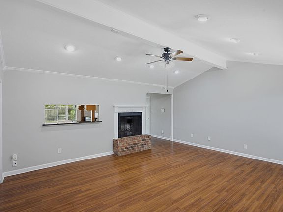 3rd image of 4506 Highland Dr