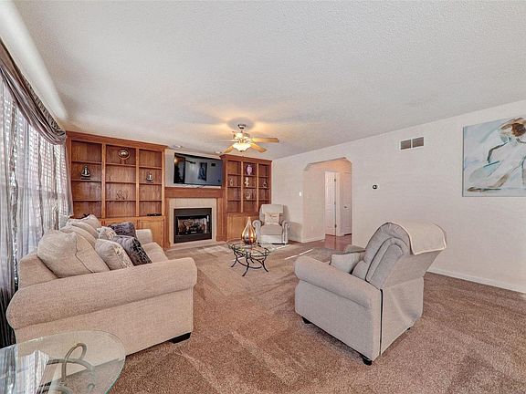 5th image of 1113 River Birch Dr