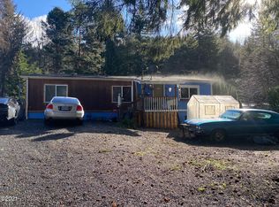 734 N Deerlane Loop, Otis, OR