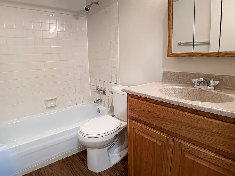 Concord Woods Apartments — Photo 31