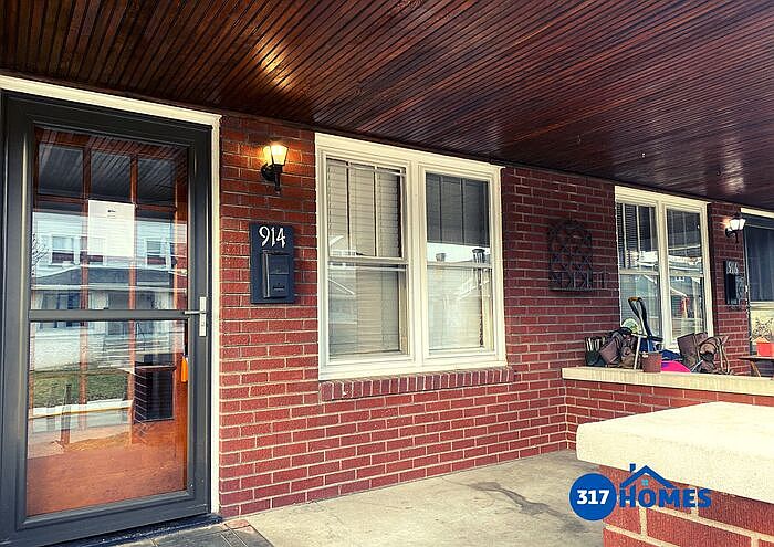1st image of 914 E Bradbury Ave