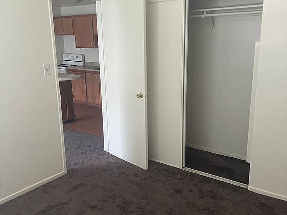 5th image of 3719 Hazelwood St APT 17