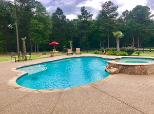 102 Purslane Dr, Kilgore, TX 75662