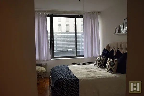 Rented by Halstead Real Estate | media 5