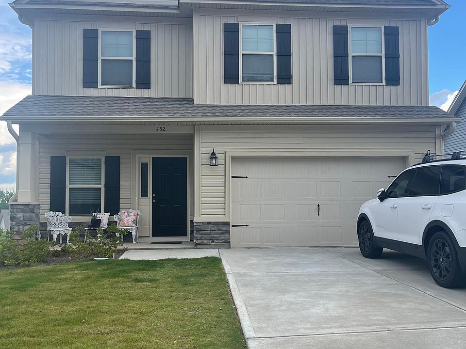 1st image of 452 Torrington Dr