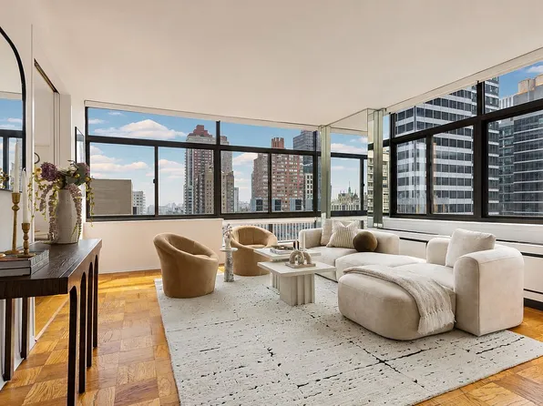 303 E 43rd St APT 25B, New York, NY 10017