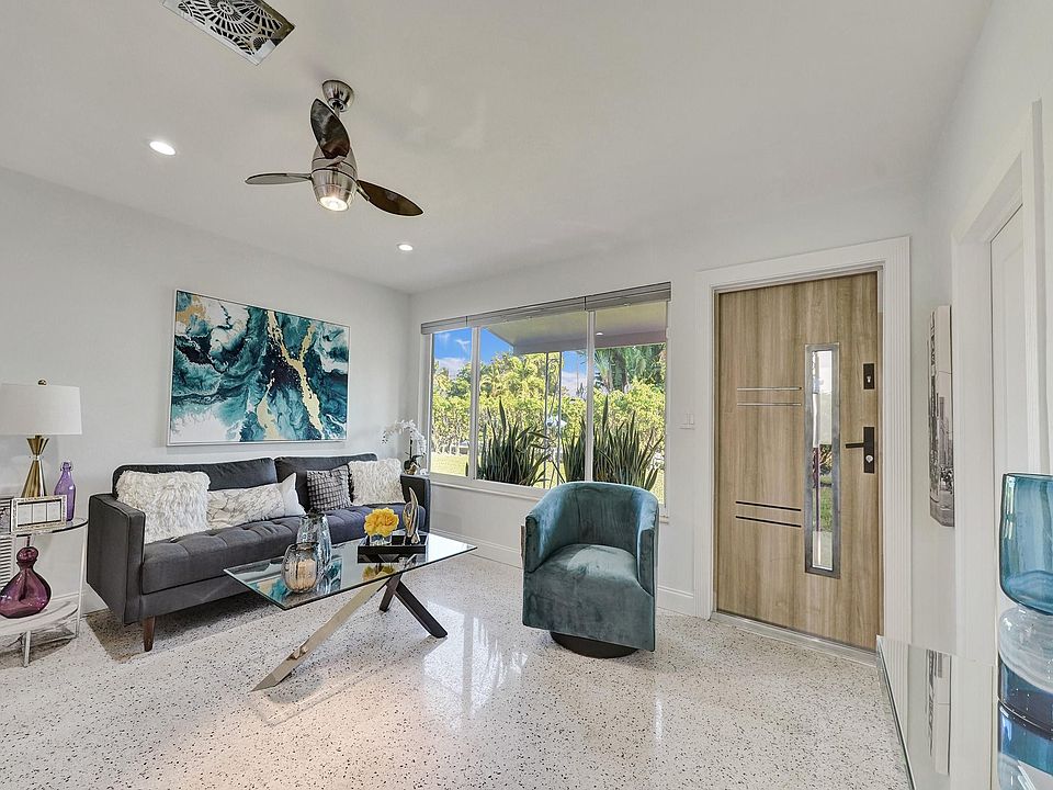 1st image of 533 NE 27th Drive